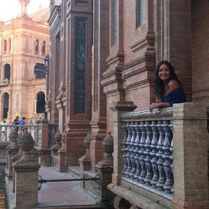 Meet your Posher, Mercedes